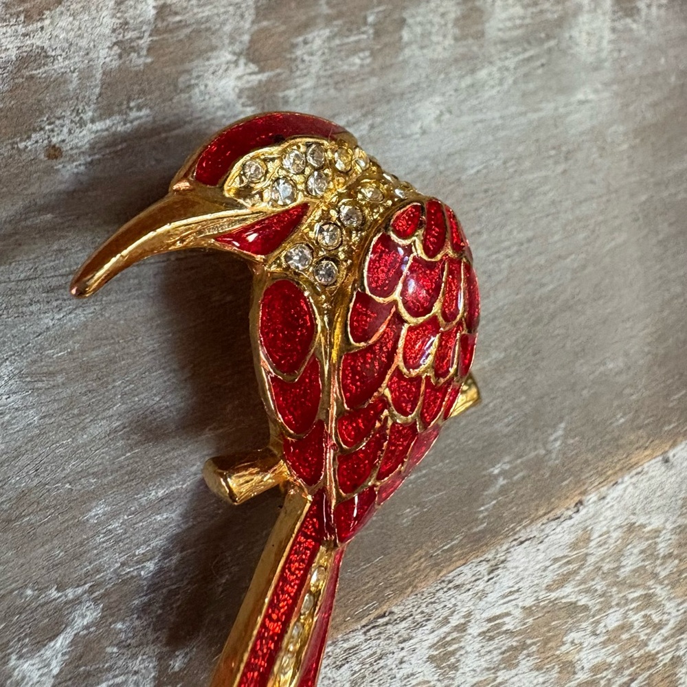 Hummingbird Pin Red Enamel Gold Tone Rhinestone - Picture 4 of 6